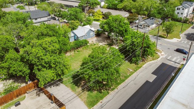 945 East 51st Street, Austin, TX 78751