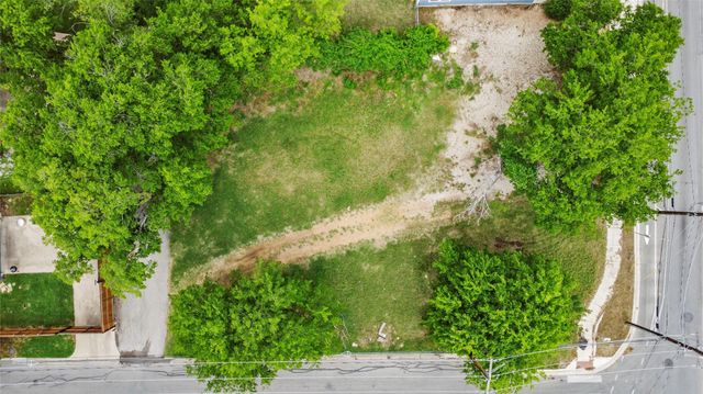945 East 51st Street, Austin, TX 78751