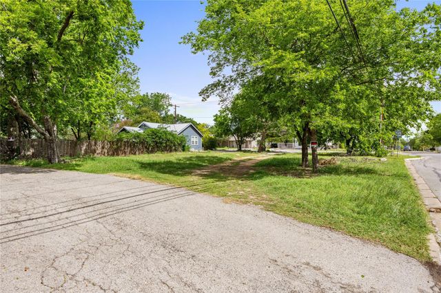 945 East 51st Street, Austin, TX 78751