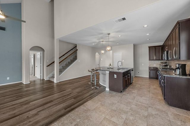 9006 Lacombe Lane, Tomball, TX 77375