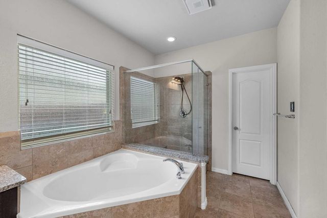 9006 Lacombe Lane, Tomball, TX 77375