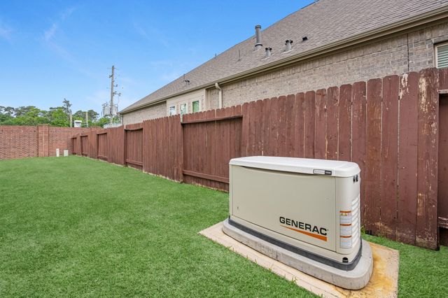 9006 Lacombe Lane, Tomball, TX 77375