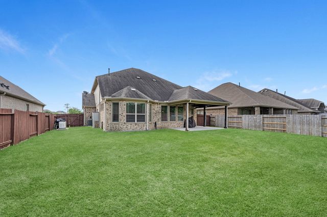 9006 Lacombe Lane, Tomball, TX 77375