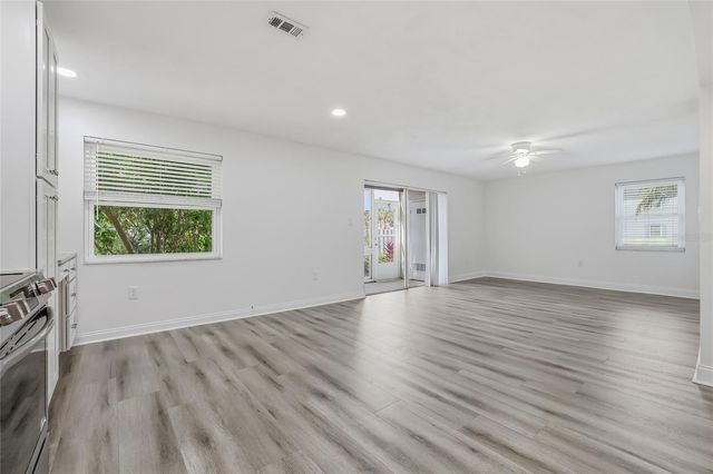 379 S MCMULLEN BOOTH ROAD 75, Clearwater, FL 33759