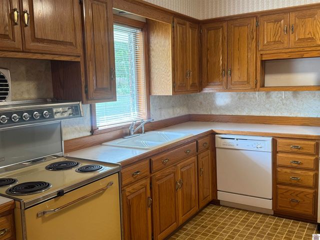 508 Meadow Lane, Murray, KY 42071