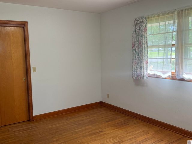 508 Meadow Lane, Murray, KY 42071