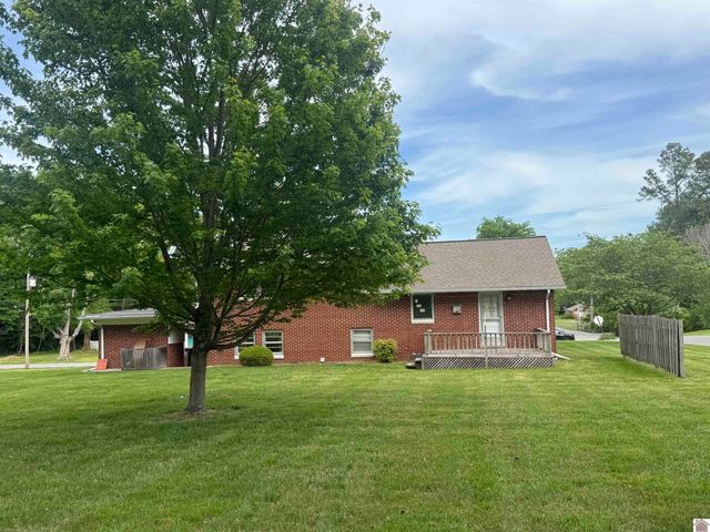 508 Meadow Lane, Murray, KY 42071