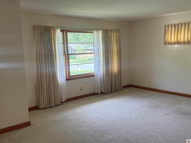 508 Meadow Lane, Murray, KY 42071