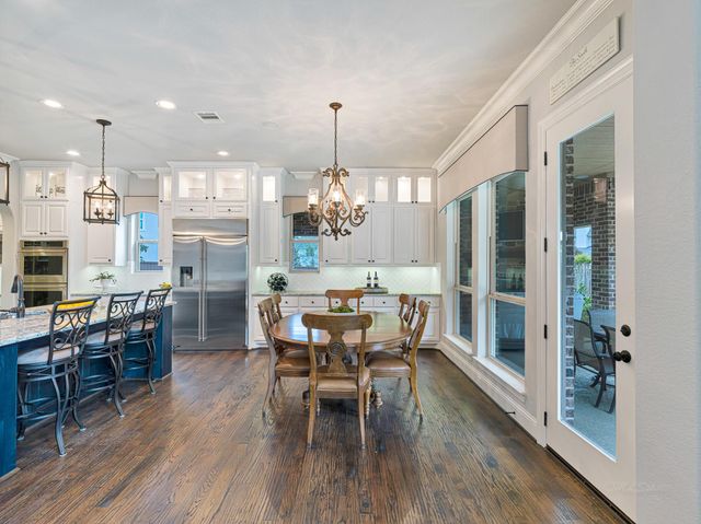 26 Hollyflower Place, Tomball, TX 77375