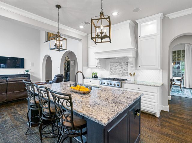 26 Hollyflower Place, Tomball, TX 77375