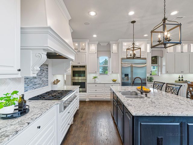 26 Hollyflower Place, Tomball, TX 77375