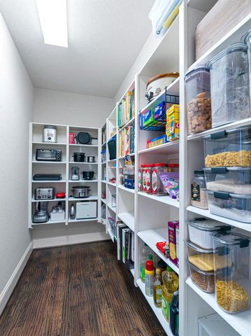 26 Hollyflower Place, Tomball, TX 77375