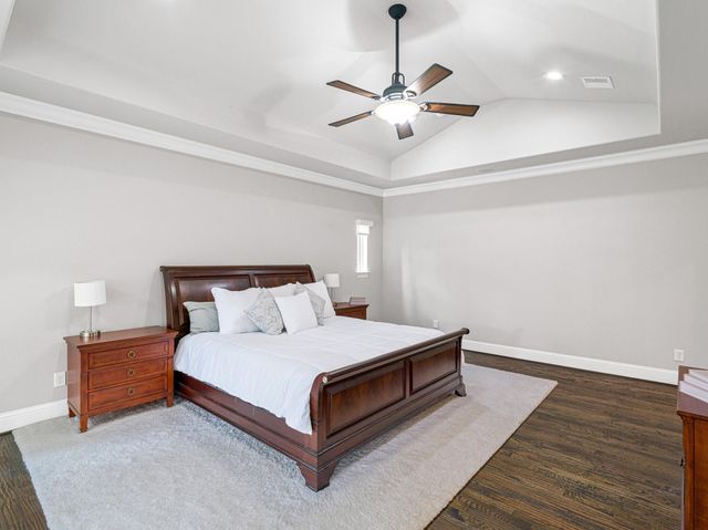 26 Hollyflower Place, Tomball, TX 77375