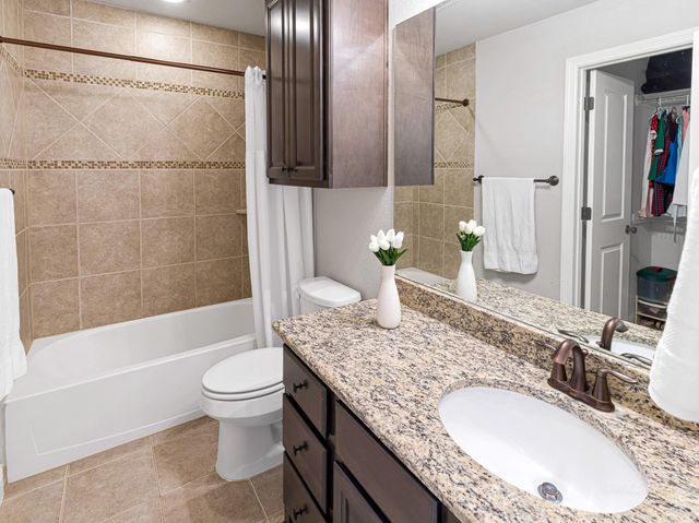 26 Hollyflower Place, Tomball, TX 77375