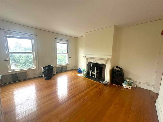 66 Beacon 50, Boston, MA 02108