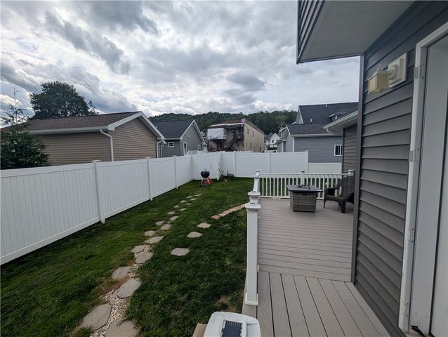 52 Elm Street, Bradford City, PA 16701