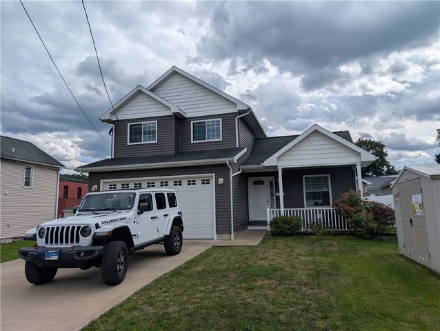 52 Elm Street, Bradford City, PA 16701