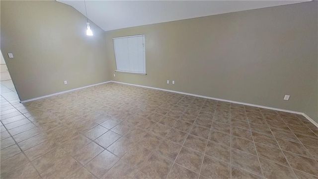 100 Inman DR, Hutto, TX 78634