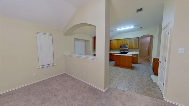 100 Inman DR, Hutto, TX 78634