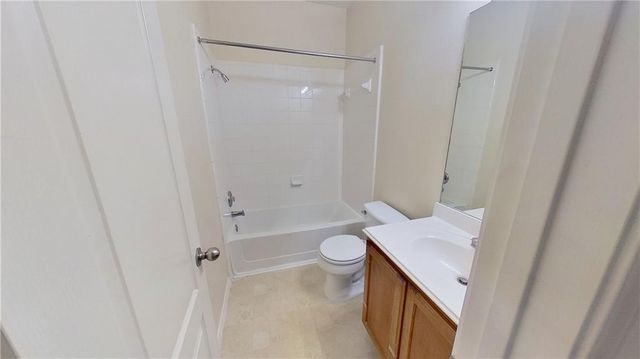 100 Inman DR, Hutto, TX 78634