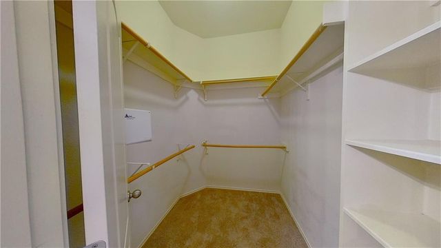 100 Inman DR, Hutto, TX 78634