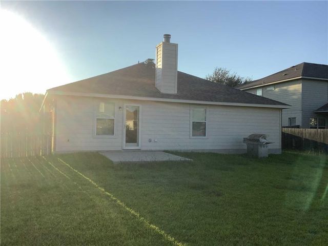 100 Inman DR, Hutto, TX 78634