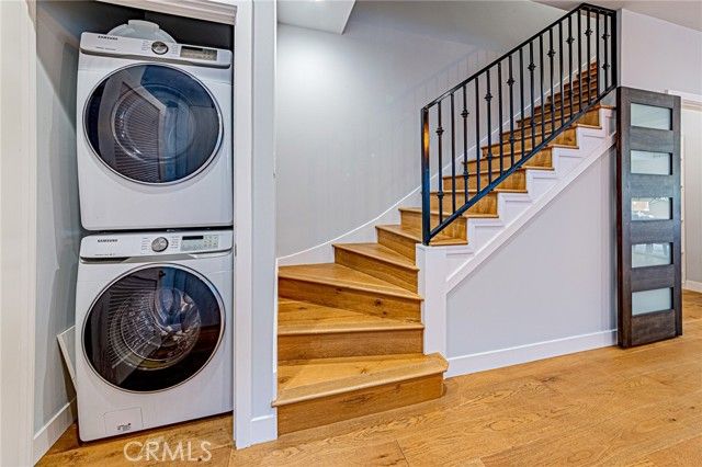 1226 Meadowbrook, Los Angeles, CA 90019