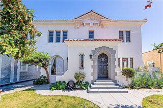 1226 Meadowbrook, Los Angeles, CA 90019