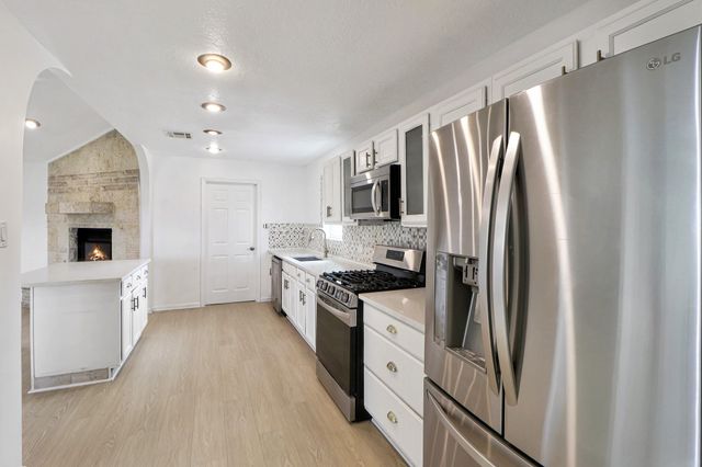 6014 Willowbend Boulevard, Houston, TX 77096