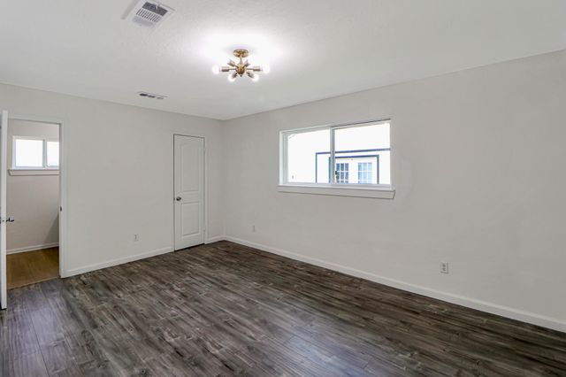 6014 Willowbend Boulevard, Houston, TX 77096
