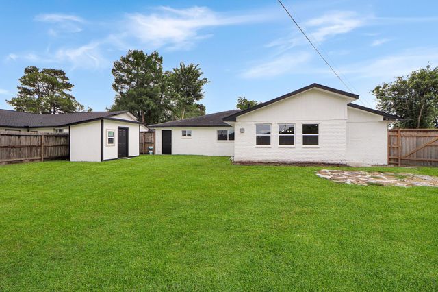 6014 Willowbend Boulevard, Houston, TX 77096