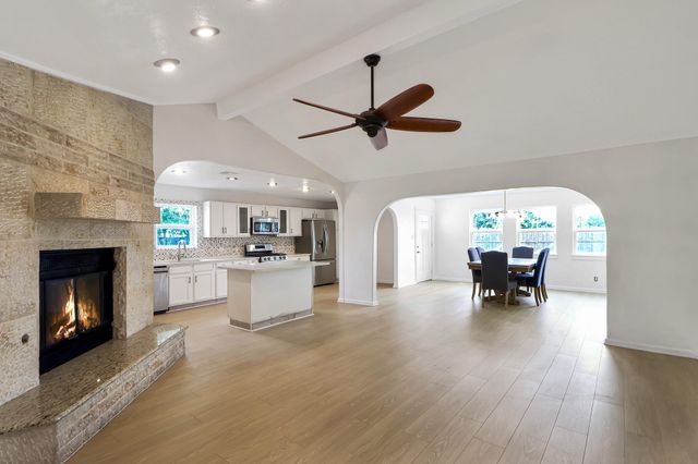 6014 Willowbend Boulevard, Houston, TX 77096