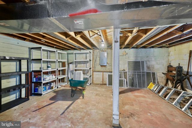 391 E COLONIAL HWY, Hamilton, VA 20158