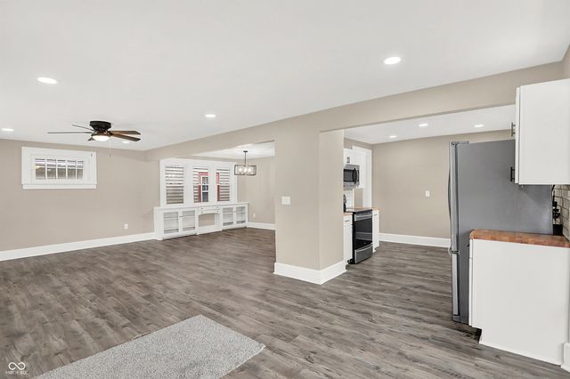 1214 Wallace Avenue, Indianapolis, IN 46201