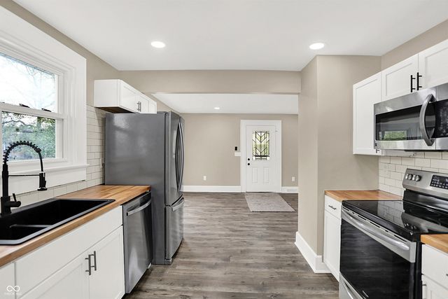 1214 Wallace Avenue, Indianapolis, IN 46201