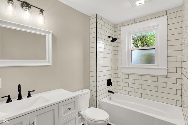 1214 Wallace Avenue, Indianapolis, IN 46201