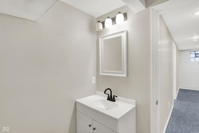 1214 Wallace Avenue, Indianapolis, IN 46201