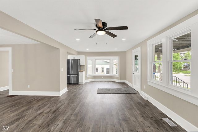 1214 Wallace Avenue, Indianapolis, IN 46201