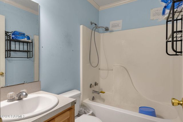 1611 S Hopkins Street, New Iberia, LA 70560