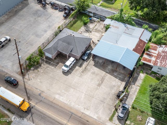 1611 S Hopkins Street, New Iberia, LA 70560