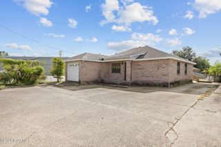 1611 S Hopkins Street, New Iberia, LA 70560