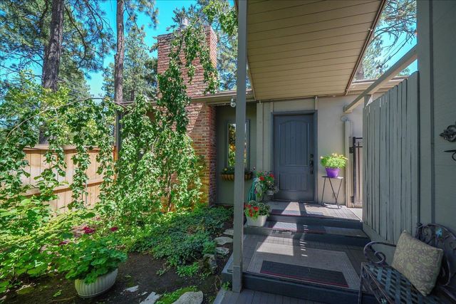 2903 S Howard St, Spokane, WA 99203