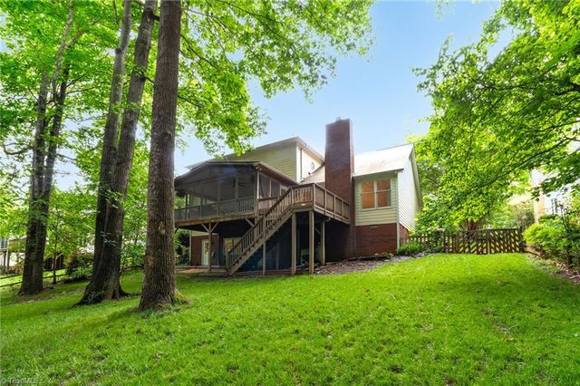 1053 Greenly Drive, Pfafftown, NC 27040
