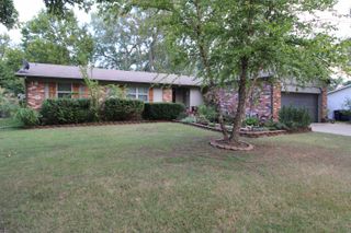 219 Warren Rd, El Dorado, KS 67042