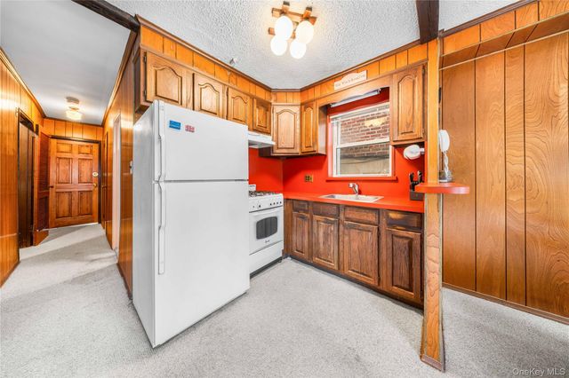 2031 36th Street, Astoria, NY 11105