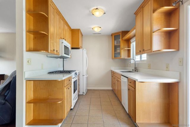 1602 Grandview St, Oceanside, CA 92054