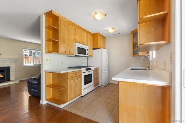 1602 Grandview St, Oceanside, CA 92054