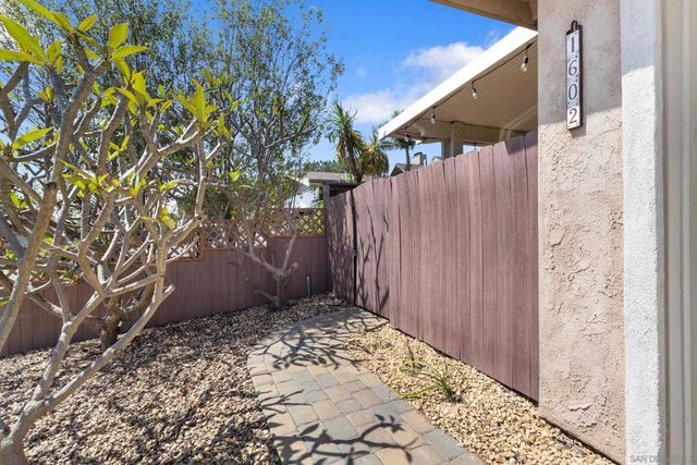 1602 Grandview St, Oceanside, CA 92054