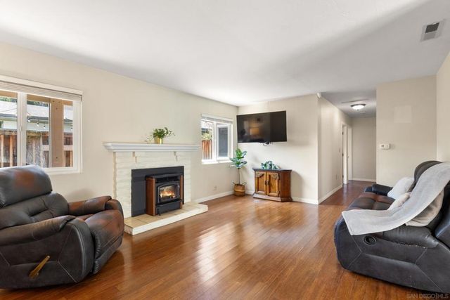 1602 Grandview St, Oceanside, CA 92054