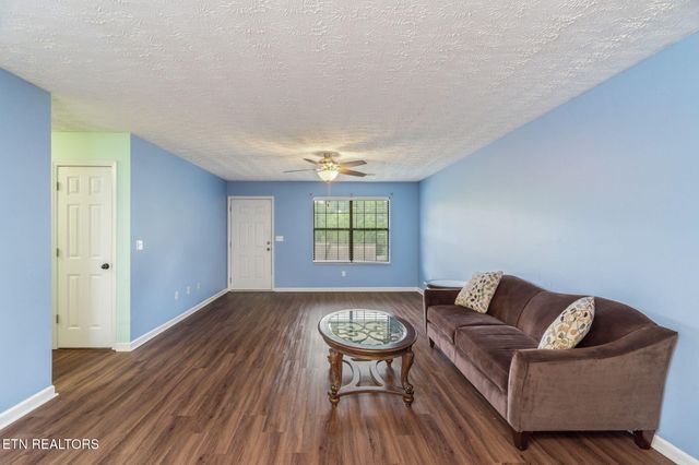4926 Stewart Ridge Rd, Knoxville, TN 37938